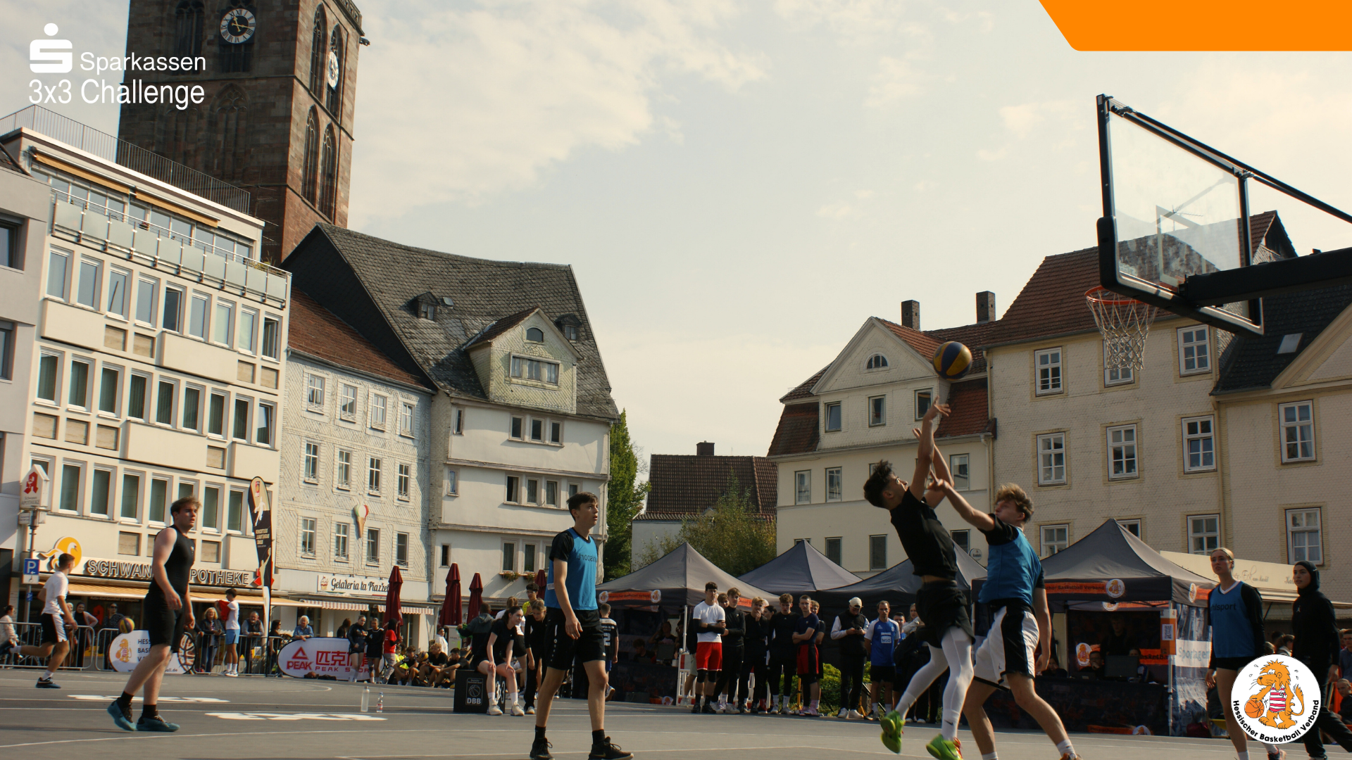 Schul- und Firmenturnier trotz Umzug in die Geistalhalle wieder ein voller Erfolg